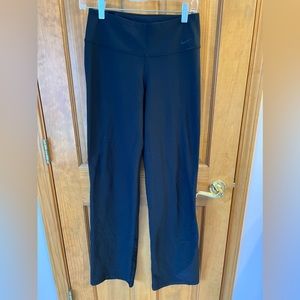 Nike Dri Fit Women’s Pants . Size small. Great for workouts or running errands!